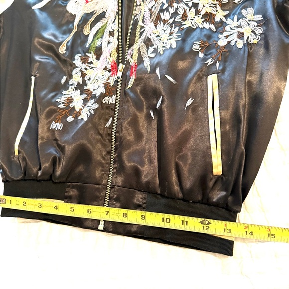 Asian inspired gold and black embroidered silky bomber jacket - Picture 7 of 9